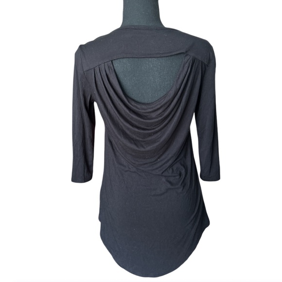 🔥 BISOU BISOU! TRENDING! RED & BLACK Y2K TOP! COOL OPEN DRAPED BACK! 🔥 - Picture 8 of 15